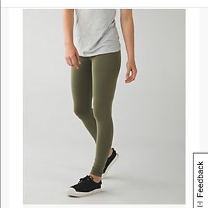 Lululemon fatigue WunderUnders size 6